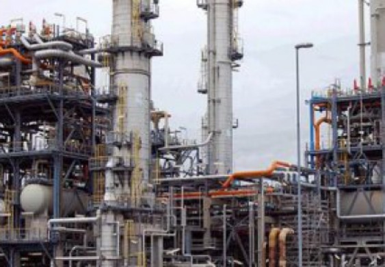 "هاليبرتون" لخدمات النفط تخفض 22% من موظفى المقر الرئيسى مع انهيار الأسعار - اليوم السابع