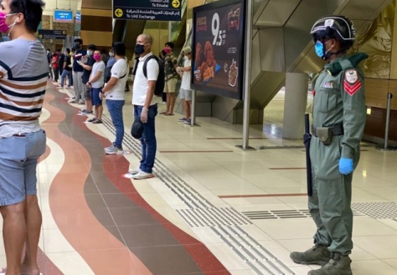 20 خوذة ذكية و6 كاميرات حرارية بمحطات المترو والحافلات - عبر الإمارات