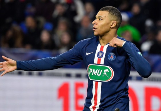 مبابي يطالب فرنسا بتطبيق ما حدث مع صلاح وماني - RT Arabic