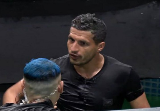 طارق حامد ينهال بالضرب على رامز جلال.. ومكافأة غير متوقعة من مرتضى منصور - دنيا الوطن