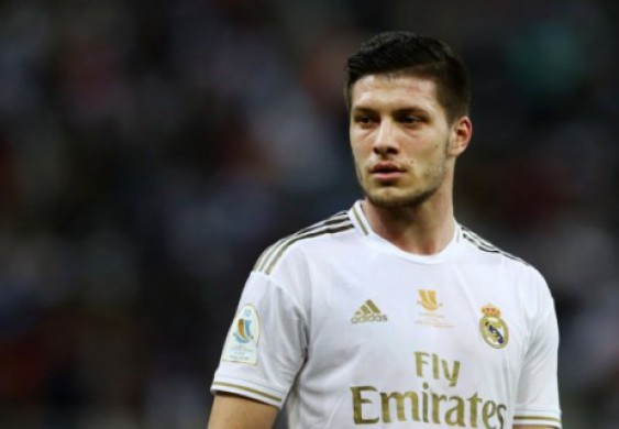 والد يوفيتش يفضح أكاذيب ريال مدريد - سبورت 360