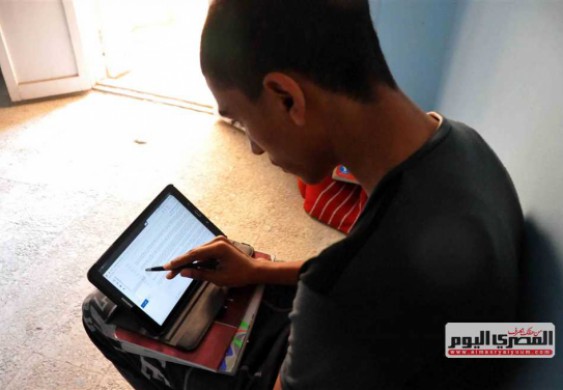 «تعليم أسيوط»: 20 ألف طالب وطالبة بأولى ثانوي يؤدون امتحان اللغة العربية «أون لاين»