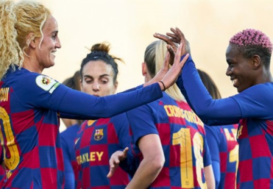 فريق سيدات برشلونة يتوج بلقب الدوري الإسباني - Sharjah24