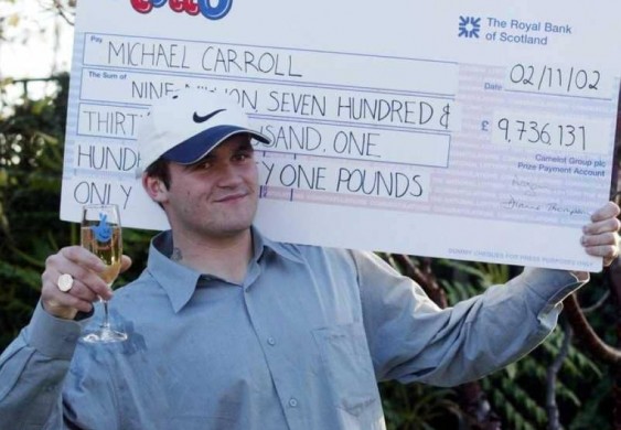 عامل نظافة ينفق 12 مليون دولار خلال 10 سنوات !