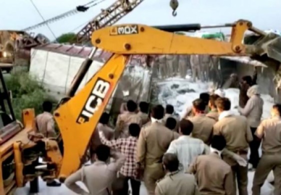 مقتل 24 شخصا في حادث مرور شمال الهند