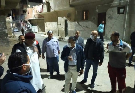 محافظ مطروح يتفقد أعمال الرصف والتطوير بعدد من الشوارع