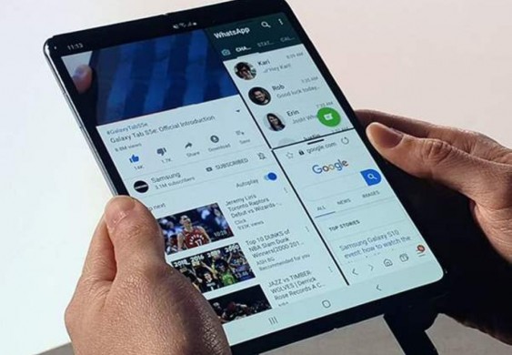 سامسونغ تطرح هاتفها الجديد القابل للطيّ