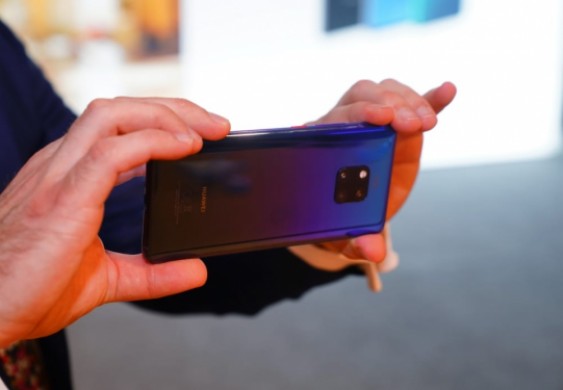 HUAWEI Mate 20 .. غوص في عمق العالم الرقمي