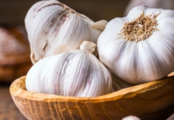 "الثوم" يخفض خطر الوفاة بنسبة 11 %