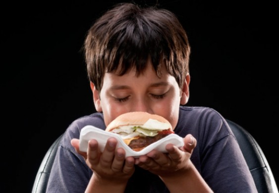 علاقة غير متوقعة بين السمنة وحاسة الشم