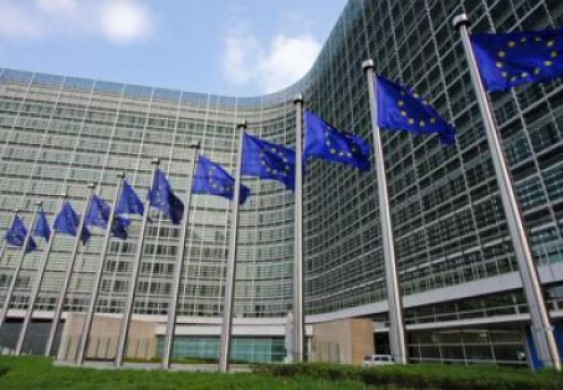 تحذيرات من زعزعة استقرار الوحدة النقدية الأوروبية