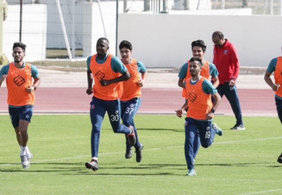 «الأبيض» يتجه للمدرسة الفرنسية