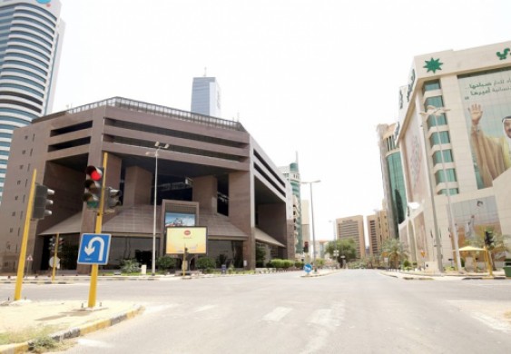 اقتصاديون لـ «الأنباء»: عودة الأنشطة الاقتصادية والاجتماعية باتت مطلباً ملحاً