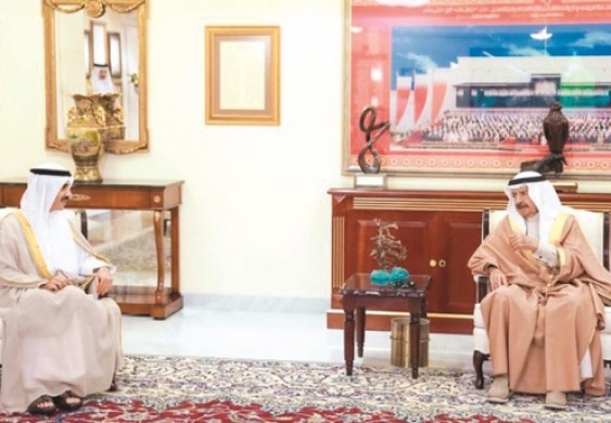 رئيس الوزراء البحريني أشاد بما تشهده الكويت من نهضة في ظل صاحب السمو