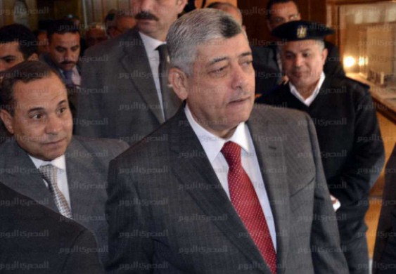 وزير الداخلية الأسبق يكشف تفاصيل محاولة اغتياله: هذا ما طلبه مني السيسي (فيديو)