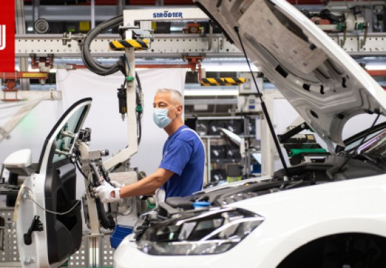 رغم أزمة غير مسبوقة بسبب كورونا.. فولكسفاغن تتوقع تحقيق أرباح هذا العام