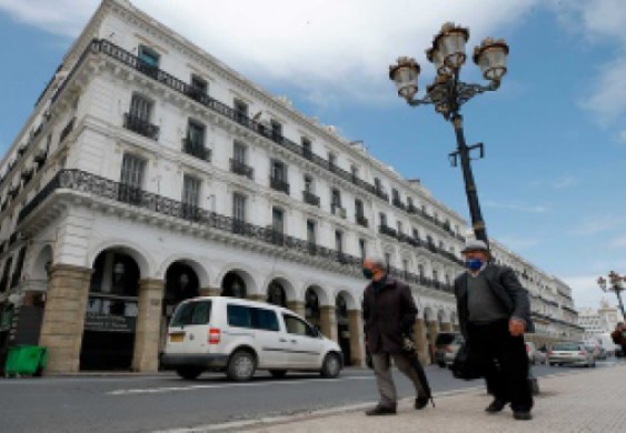 الجزائر ترفع خفض انفاقها العام في 2020 إلى 50%