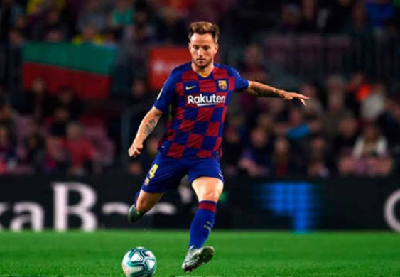 توتنهام يتصدر سباق التوقيع مع «راكيتيتش»