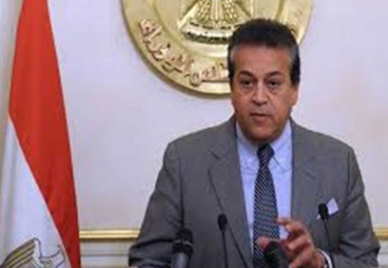 «عبدالغفار»: مصر الأولى بالشرق الأوسط في تجارب إيجاد علاج لفيروس كورونا