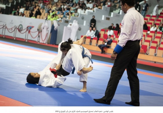 بلقيس الهاشمي : أحلم بذهبية العالم لمحترفي الجوجيتسو - الرياضي