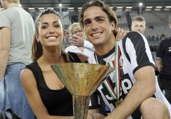 أخبار | ماتري يعلن اعتزاله كرة القدم نهائيا - FilGoal.com