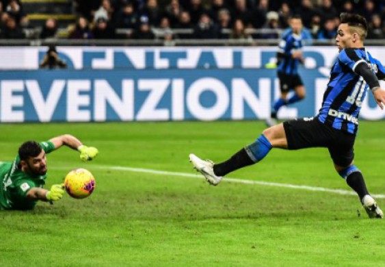 رئيس إنتر ميلان السابق يطلب المستحيل من برشلونة في صفقة لاوتارو! - سبورت 360