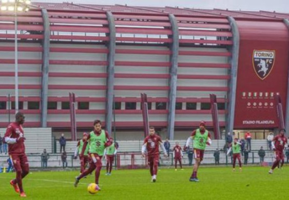 تورينو يعلن إصابة أحد لاعبيه بفيروس كورونا - dubaisports.ae