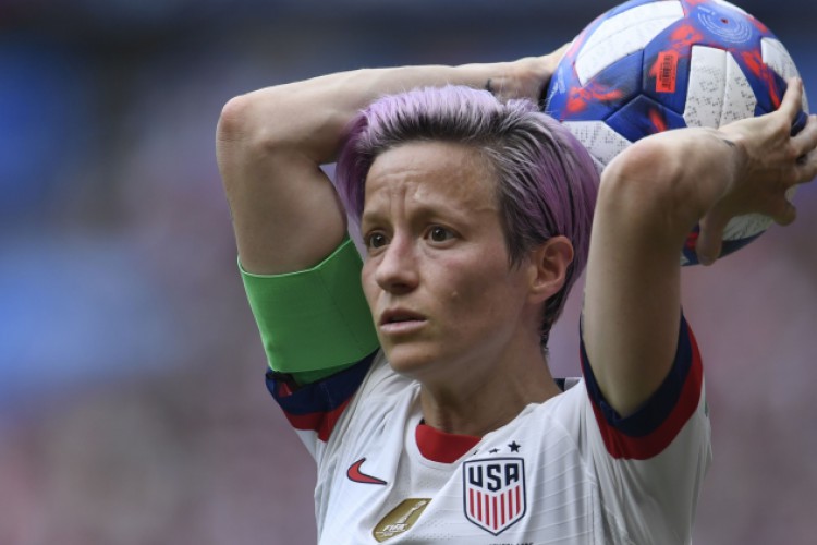 منتخب السيدات الأمريكي للقدم يطعن في حكم يحرمه من المساواة في الأجور - RT Arabic