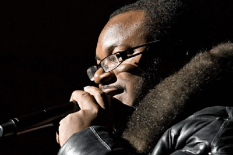 وفاة مغني الراب البريطاني تاي بـ «كورونا» - Alkhaleej Newspaper صحيفة الخليج