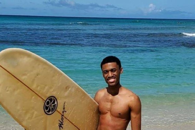 5000 دولار غرامة صورة على الشاطئ !