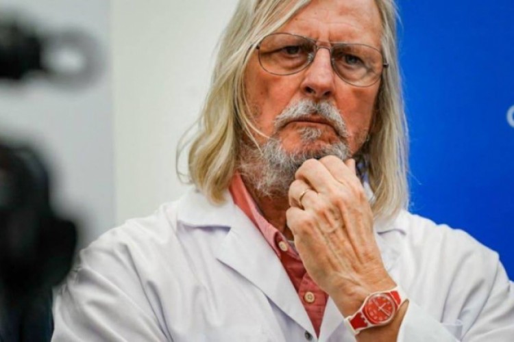 طبيب فرنسا المشاكس: الوباء ينتهي ولا موجة ثانية