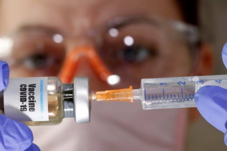 عالم بريطاني يتحدث عن ثمن «لقاح كورونا»