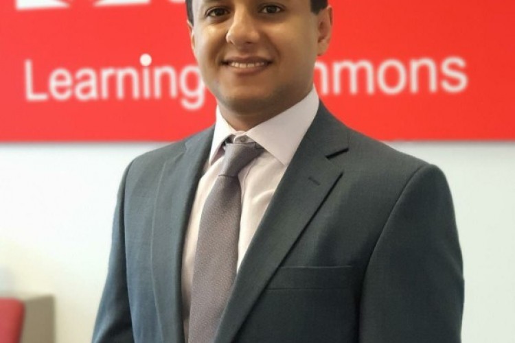 الغامدي ينال الدكتوراه