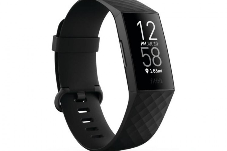 إطلاق الساعة Fitbit Charge 4 الأكثر تطوراً في السعودية