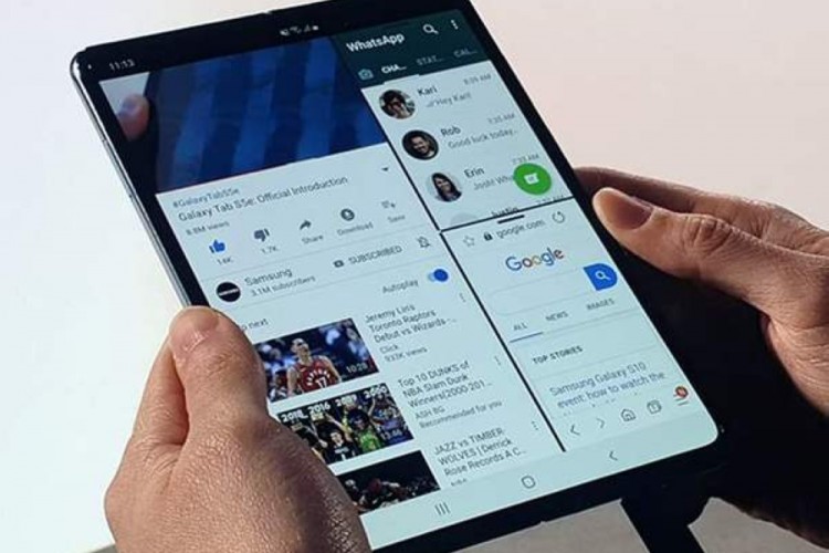 سامسونغ تطرح هاتفها الجديد القابل للطيّ