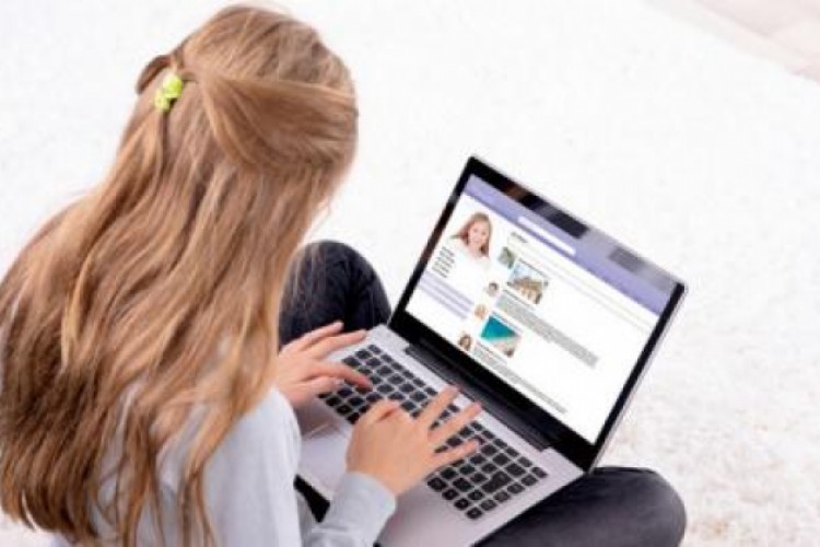 الـ«سوشيال ميديا» تقوي مهارات التواصل الاجتماعي لدى الأطفال