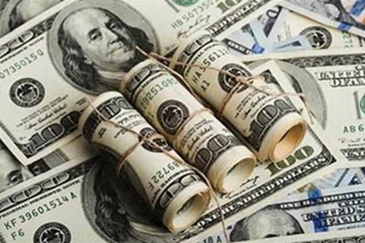 الدولار يستقر مع ترقب اجتماعى المركزيين الأمريكى والأوروبى