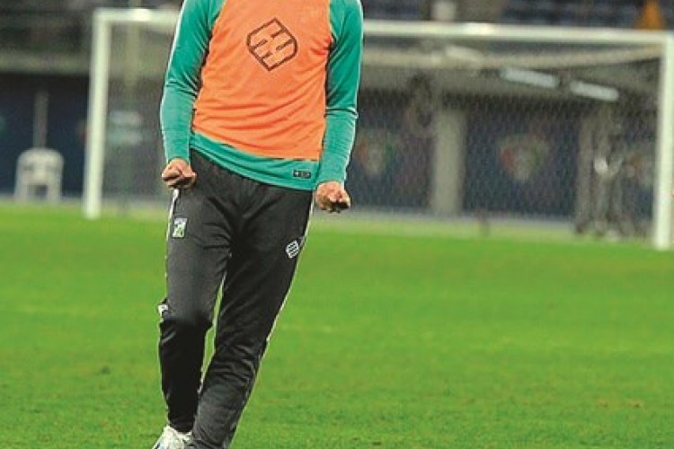 العازمي: العودة للساحل مؤجلة وأنتظر الفرصة في العربي