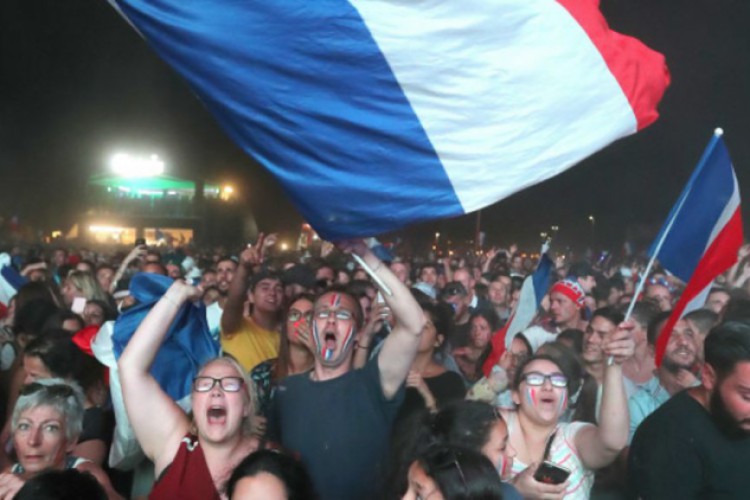 يورو 2016: فرنسا إلى نصف نهائي بعد فوزها على ايسلندا