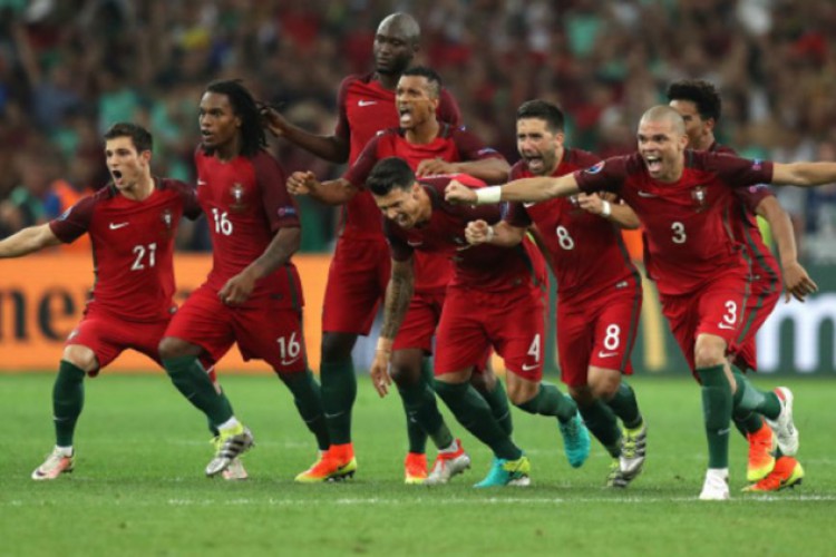 البرتغال أول فريق يتأهل لقبل نهائي يورو 2016