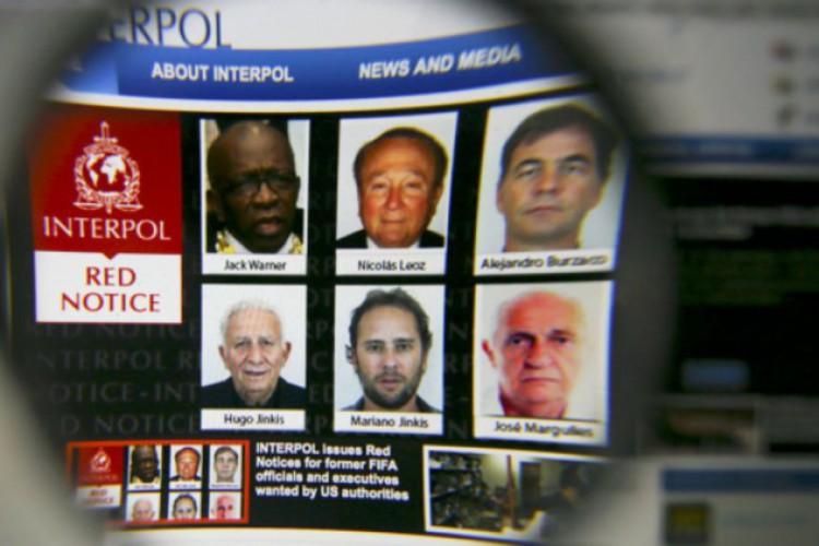 الانتربول يعلق تعاونه مع الفيفا في برنامج مواجهة التلاعب في المباريات