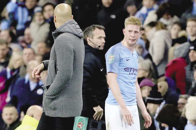 دي بروين لا يستبعد الرحيل عن مان سيتي