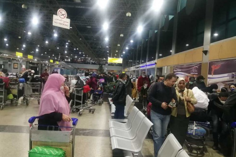 السفير المصري في الكويت لـ«كونا»: بدء إجلاء مخالفي الإقامة الأسبوع الجاري