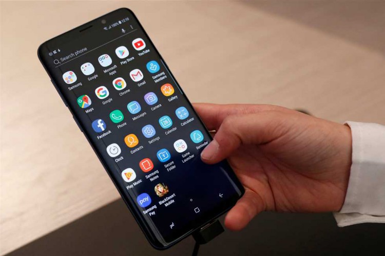 «منصات المشاهدة» تشعل المنافسة بين شركات المحمول