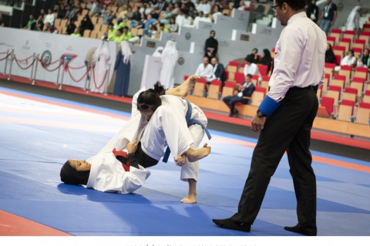 بلقيس الهاشمي : أحلم بذهبية العالم لمحترفي الجوجيتسو - الرياضي