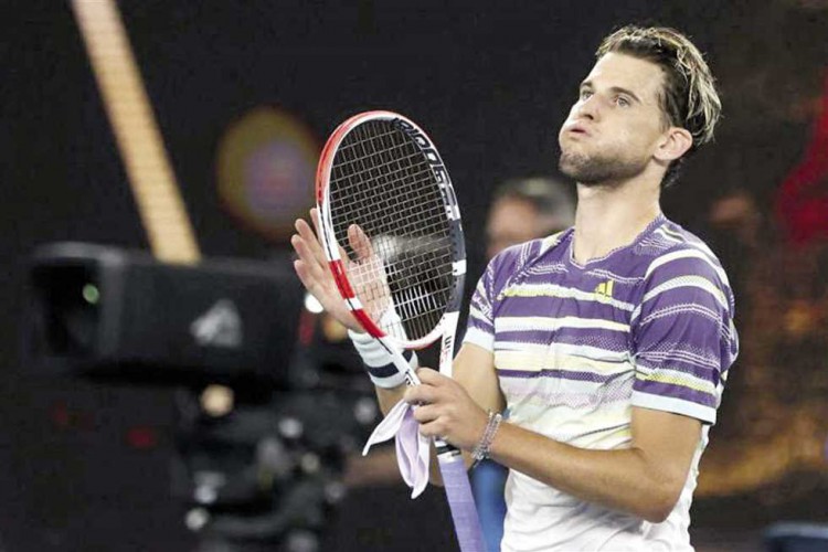 «تيم»: اللاعبون الأدنى تصنيفًا لا يستحقون المساعدة