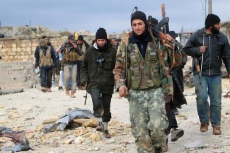 القتال في ليبيا يشرذم فصائل تركيا.. انشقاق 700 عنصر - العربية