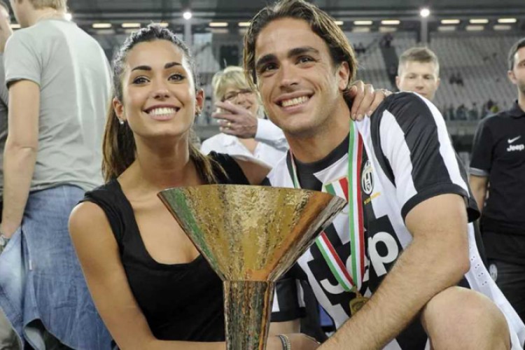 أخبار | ماتري يعلن اعتزاله كرة القدم نهائيا - FilGoal.com