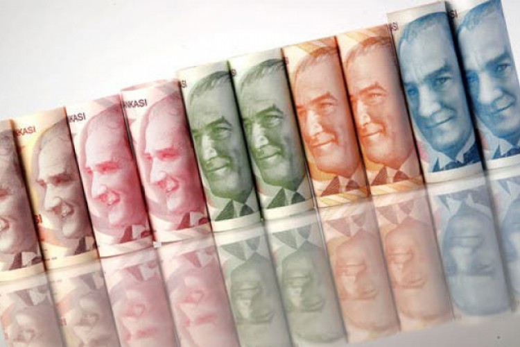 الليرة التركية تواصل الهبوط لمستويات متدنية - العربية