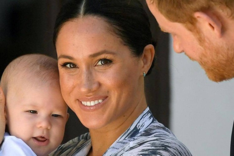 احتفالا بعيد ميلاد نجله الأول.. هاري يكسر القاعدة بفيديو - Sky News Arabia سكاي نيوز عربية